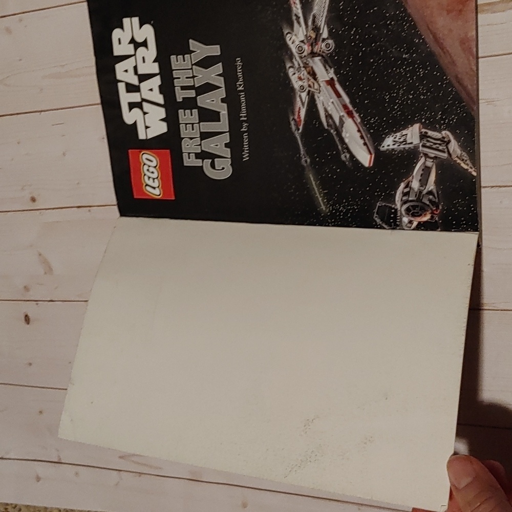Lego Star Wars Free The Galaxy DK Level 2 Easy Reader Book Learners - Picture 2 of 4
